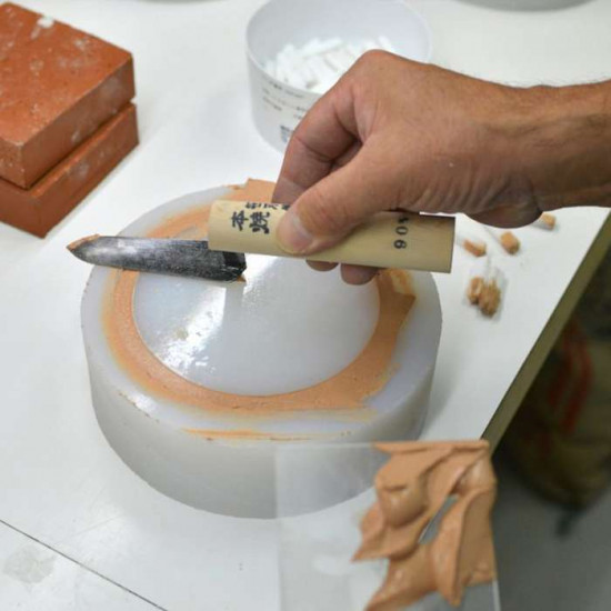 diatomaceous earth table clock [DISPLAY Left]