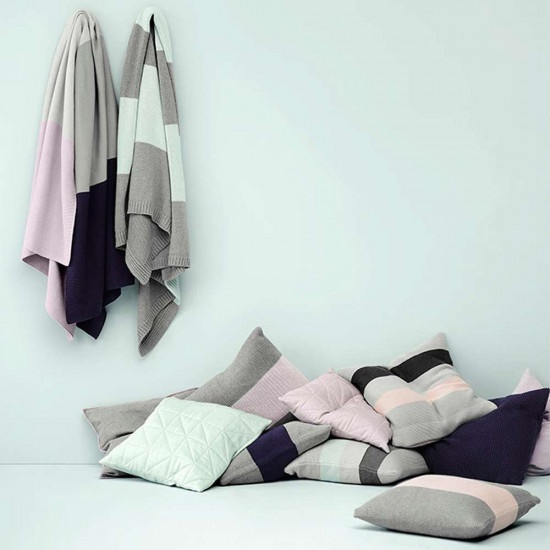 Big Stripe Cushion － Pastel Pink