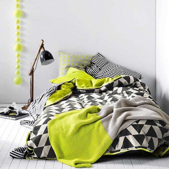 Kolmio Quilt Cover - Single [Stock x2]
