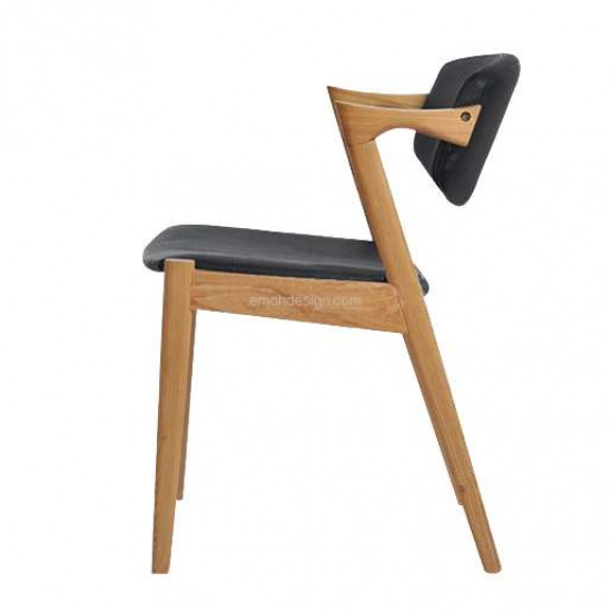 [SALE] Z Chair, W46, Walnut