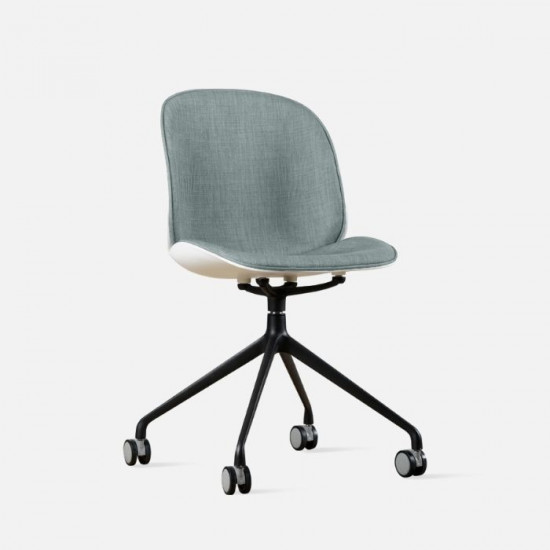 Shell Chair II with wheels Shell Chair II with wheels