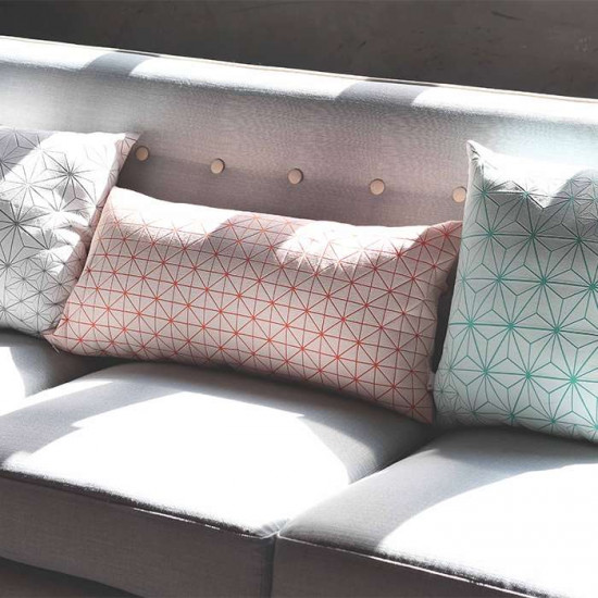 Tamara pillow - Turquoise & White [DISPLAY Left]