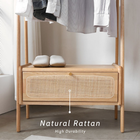 DOLCH Rattan Clothes Hanger, Natural Oak