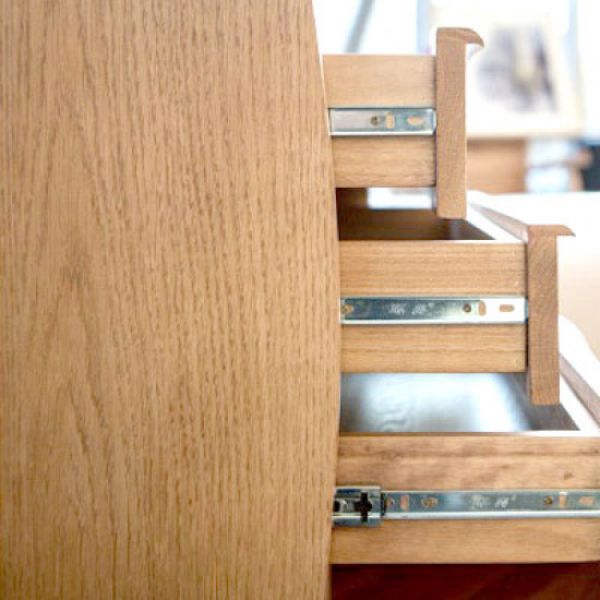HANDLE Dressing Table HANDLE Dressing Table